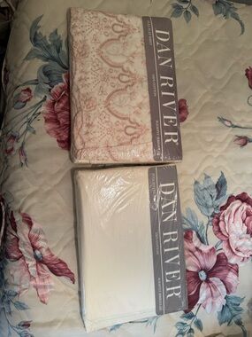 Dan River Home Bedding Sheet Set - Cream and Blush
